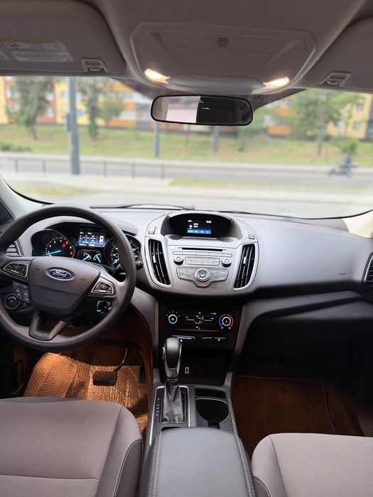 Ford Escape 2.5 2018 г. Форд Ескейп