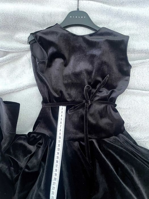 Sukienka turniejowa 134 cm