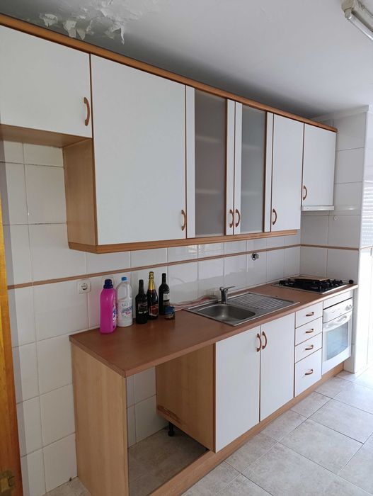 Arrendo T2 em Paredes