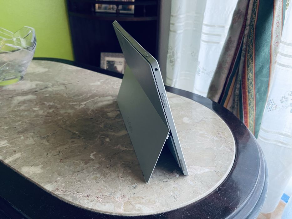 Windowos 10 pro surface