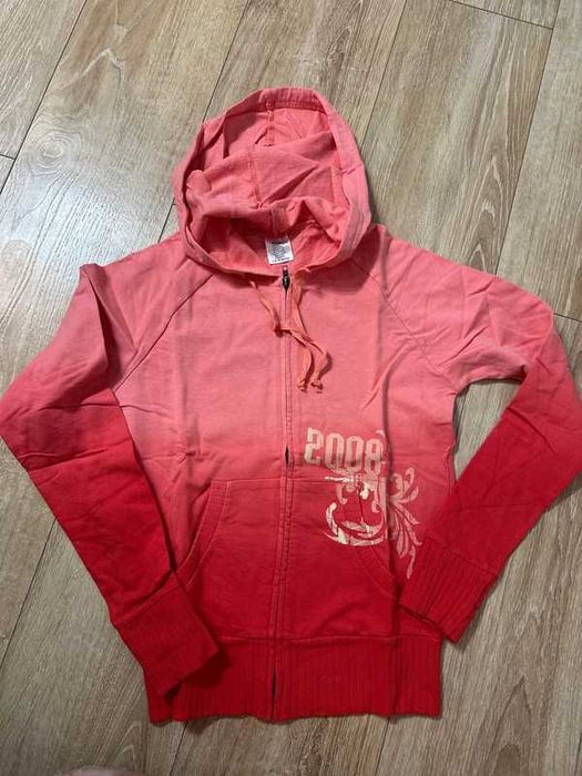 Nowa bluza sportowa