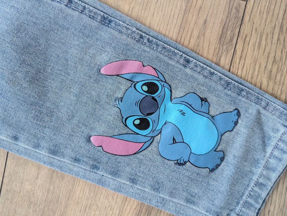 J.NOWE spodnie jeansy Stitch rozm 128 Sinsay