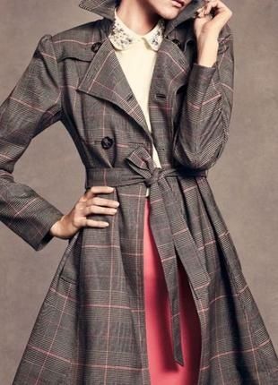 Двубортний фірмовий тренч