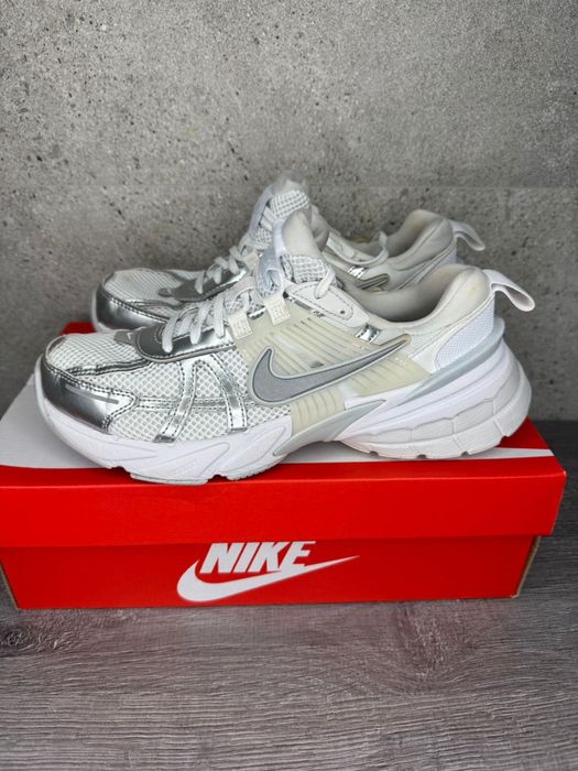 Продам кроссовки бренда Nike