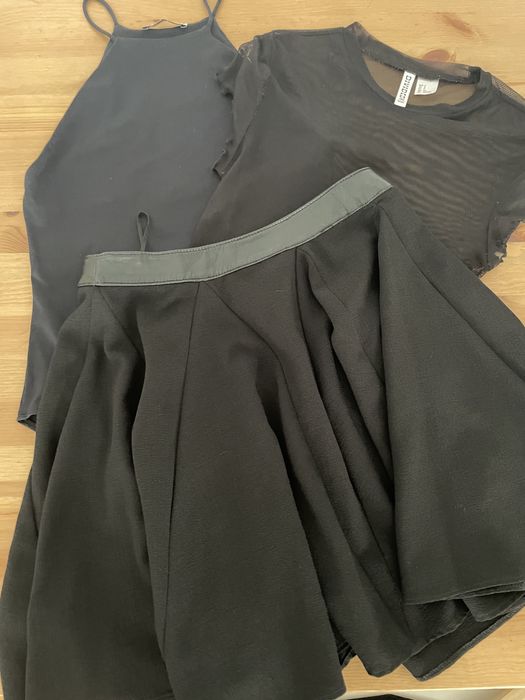 Conjunto preto  3x peças saia mini skater