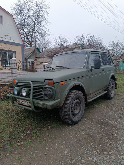 Нива Ваз 21214       .