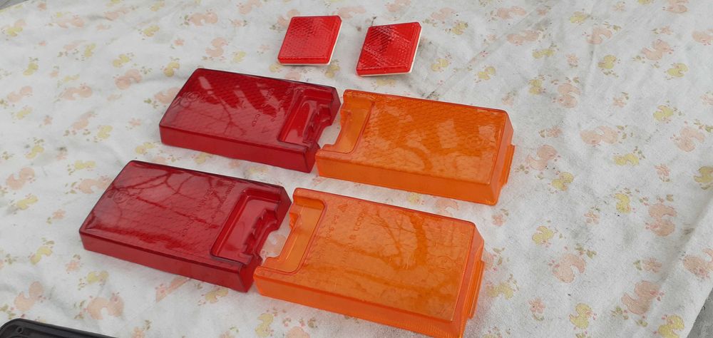 Хром фонари и подфарники ВАЗ-2101,2103,2106.Стекла к ним.