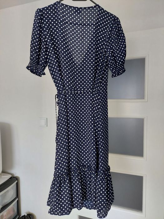 Sukienka w grochy