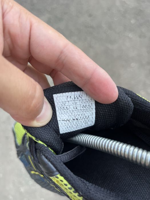 Кросівки Asics (gore-tex)