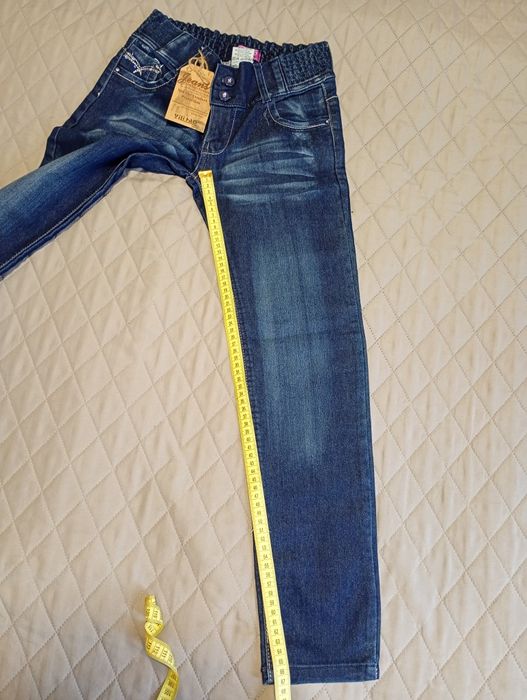 Джинсові штани на дівчинку