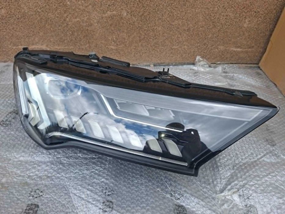 AUDI Q7 SQ7 II 4M0 Lift 19- Lampa MATRIX FULL LED prawa przód EUROPA