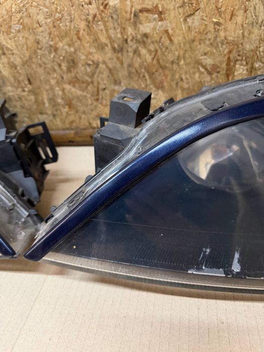 Передні фари Ford Mondeo III Форд Мондео 3 2000–2007