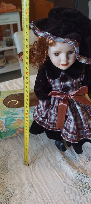 Boneca porcelana