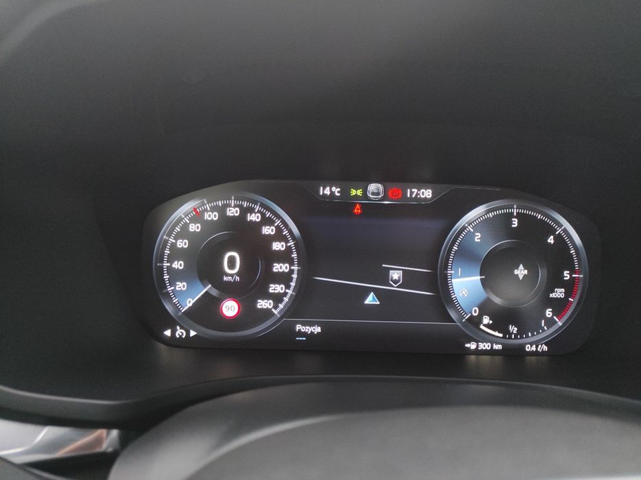 Volvo V60 Momentum Pro D4