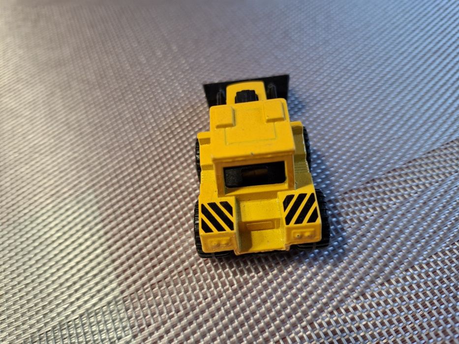 Matchbox tractor snover model samochodu