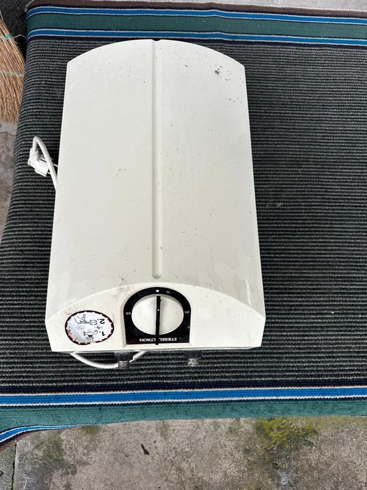 Проточный водонагреватель Vaillant