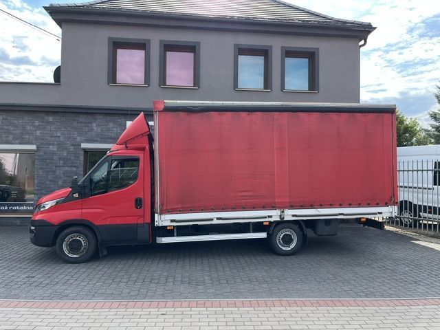 Iveco 35s18  IVECO 35S18 Plandeka 5m