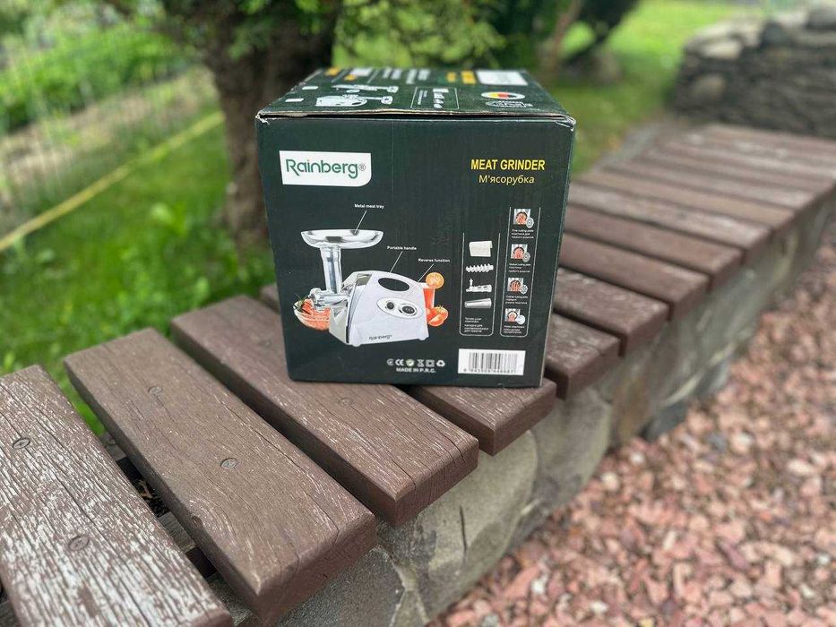 Мясорубка Германия с соковыжималкой 3800W. М'ясорубка Электромясорубка