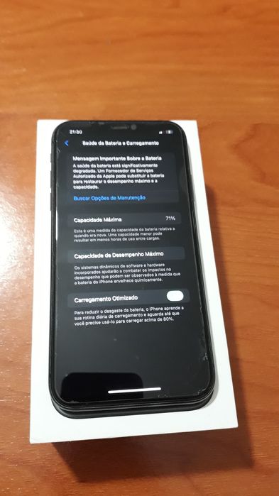 Iphone 11 64gb  bateria com 71 %