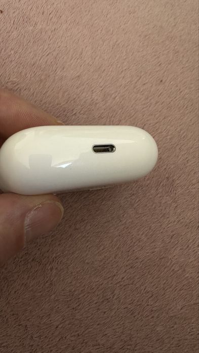 Etui ładujace Apple watch pro - pierwszej generacji