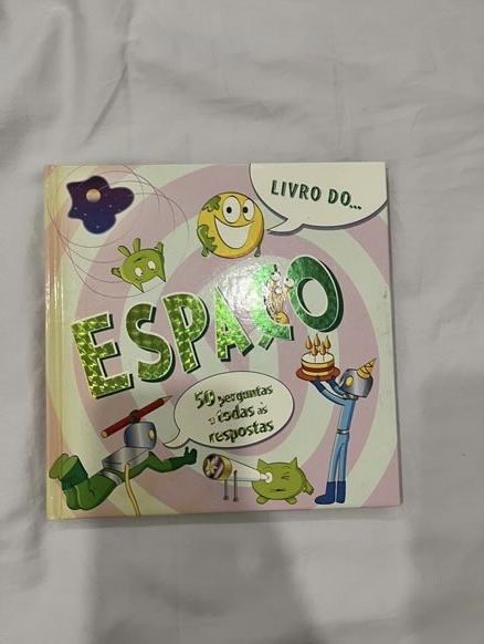 livro do espaço para crianças