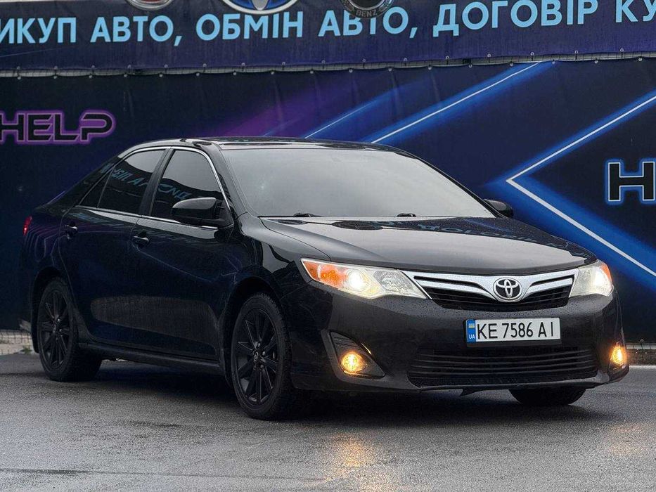 Toyota Camry 2012, 3.5 бензин, автомат