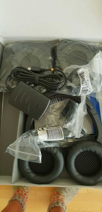 Наушники motorola новые