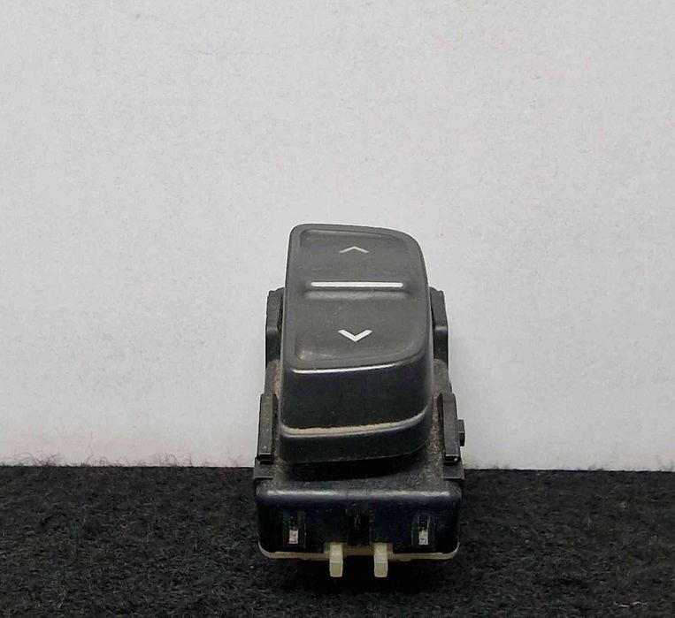 Comando / Botão / Interruptor Vidros Frente Direito 254214937R - DACIA SANDERO II