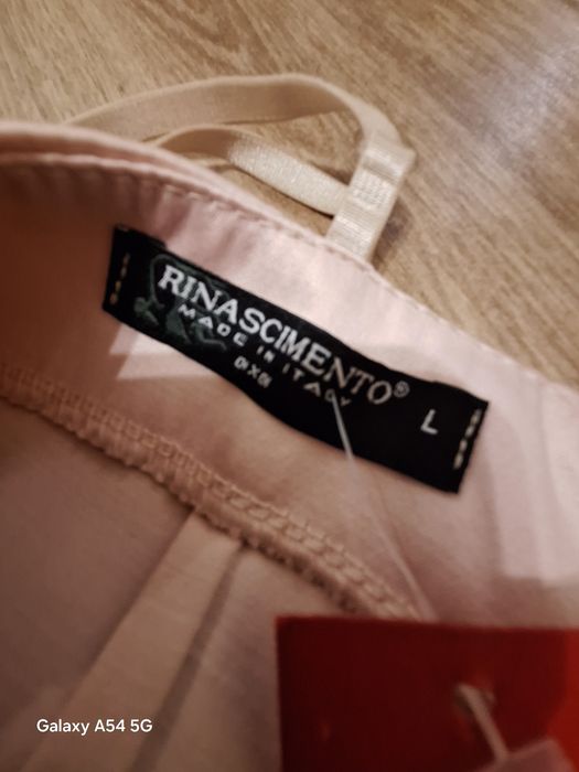 Sukienka koronkowa tiul