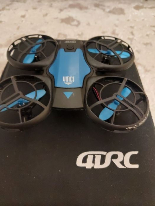 Міні дрон 4DRC V8