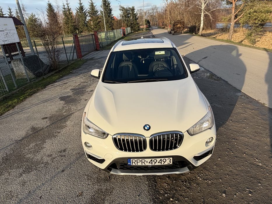 BMW x1 2016.r xDrive 2.0