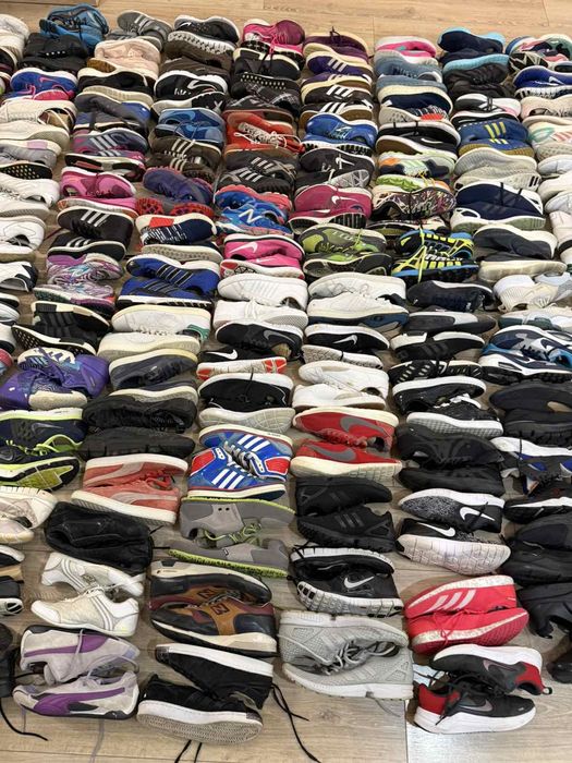 Продам кросівки Nike 41