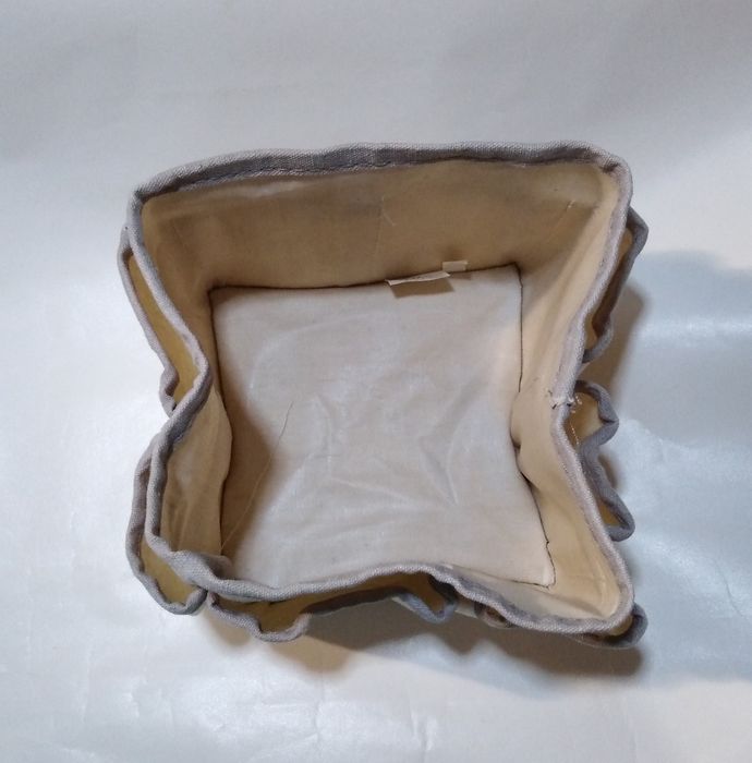 Cesto organizador de maquilhagem ou cosméticos e escovas dobrável