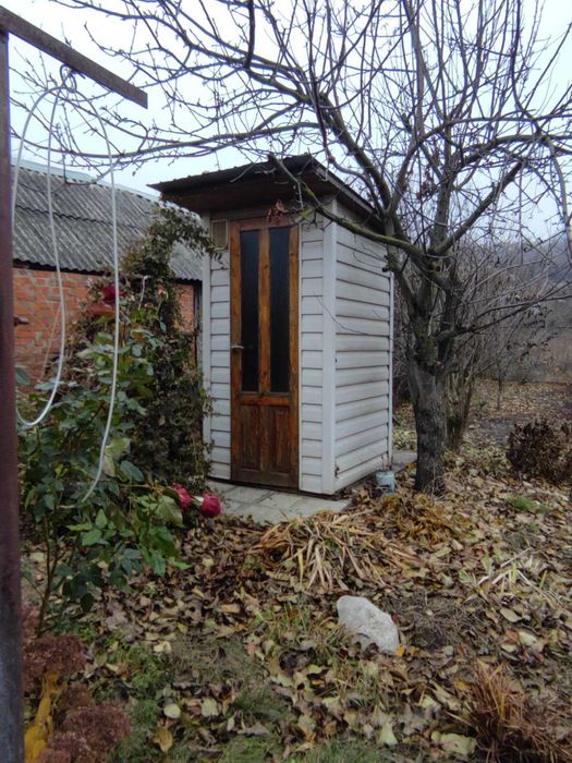 Продам дом в Чугуеве в живописном месте