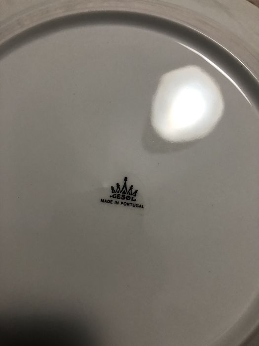 Quatro pratos rasos Gesol