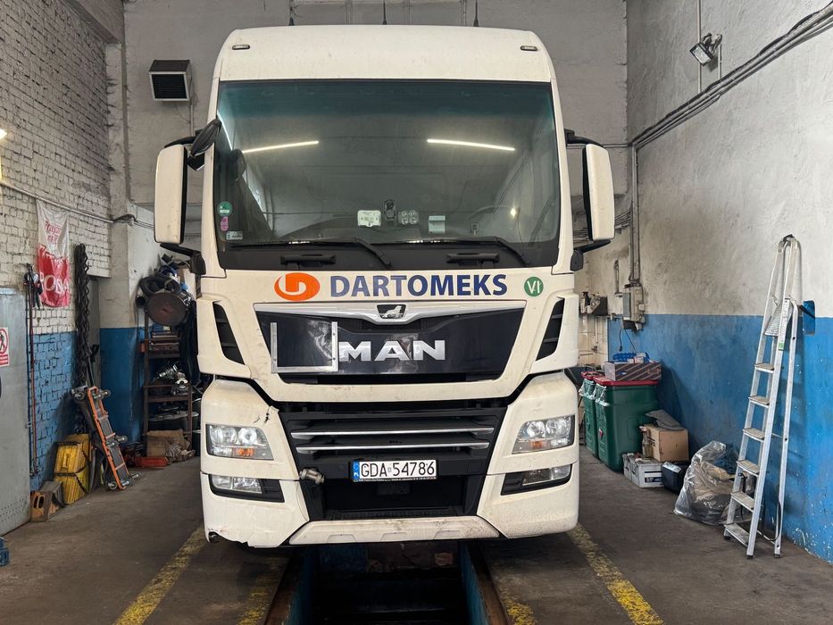 MAN Man Tgx XXL Automat Lift  MAN TGX XXL, 2017, Automat,Lift, SALON POLSKA, I właściciel
