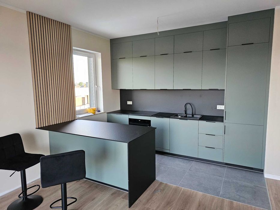 montaż składanie skręcanie mebli