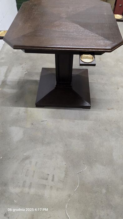 Stolik kwadratowy