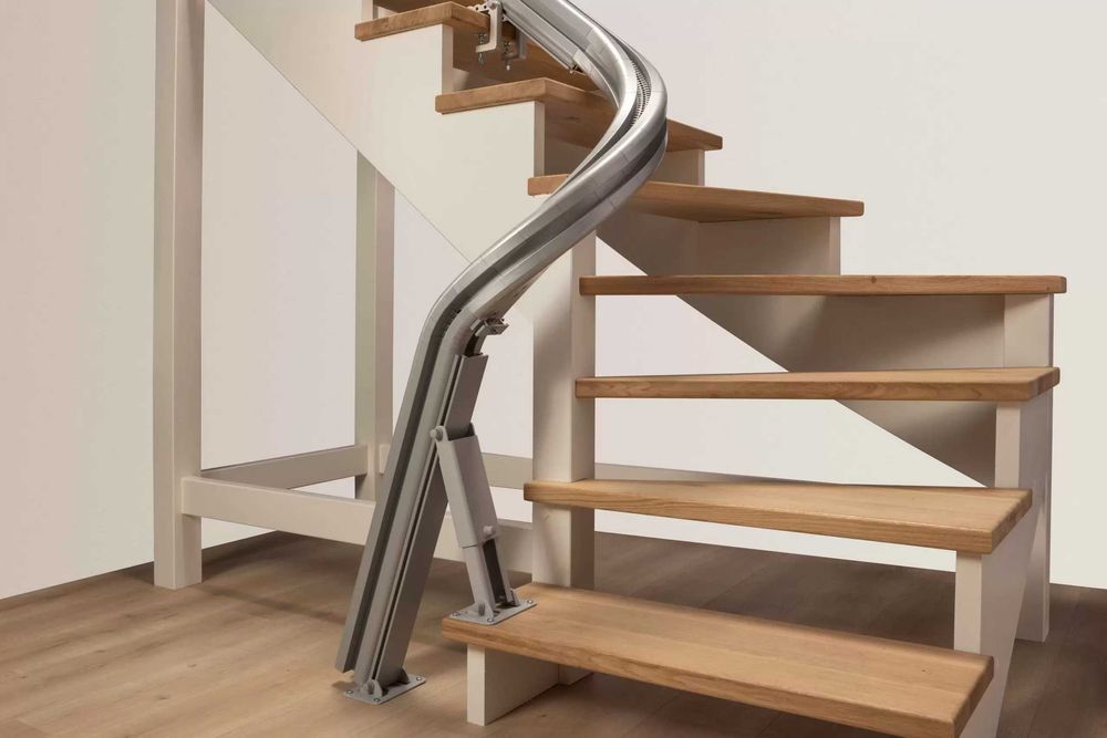 Krzesełko schodowe/winda schodowa, udźwig do 145 kg Prosta i skrętna