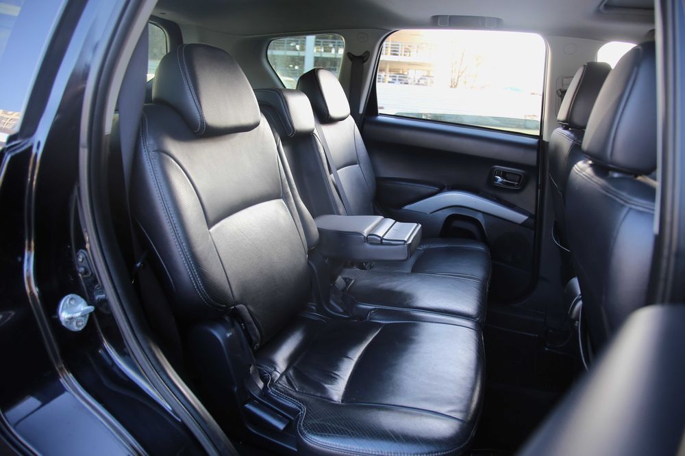 Mitsubishi Outlander XL