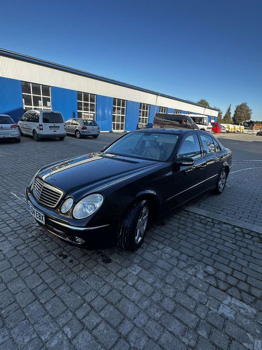 Розборка шрот мерседес  w 211 авангард  колір с 197