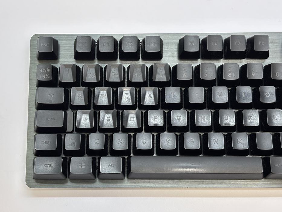 Klawiatura Gamingowa Logitech G513 Carbon TKL