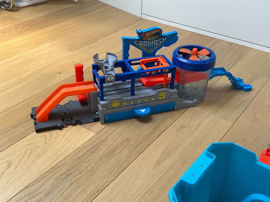 Tory Hot Wheels