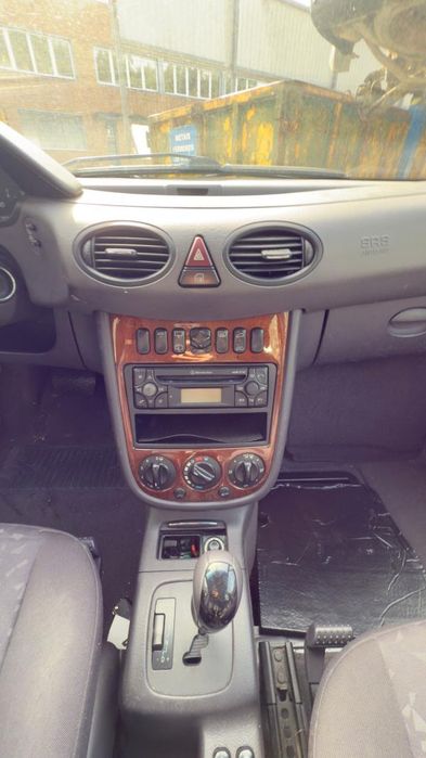 Para peças MERCEDES-BENZ Classe A (W168)