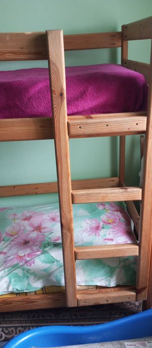 Дитяче ліжко двухярусне