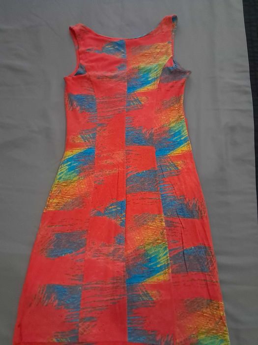 Vestido Estampado com Detalhes em Laranja – Tamanho S