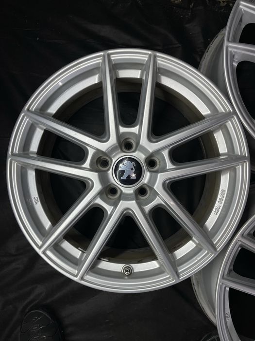 Диски R17 5x108 Et45 7.5J. Peugeot 3008 5008 407 508 605 607 Rifter