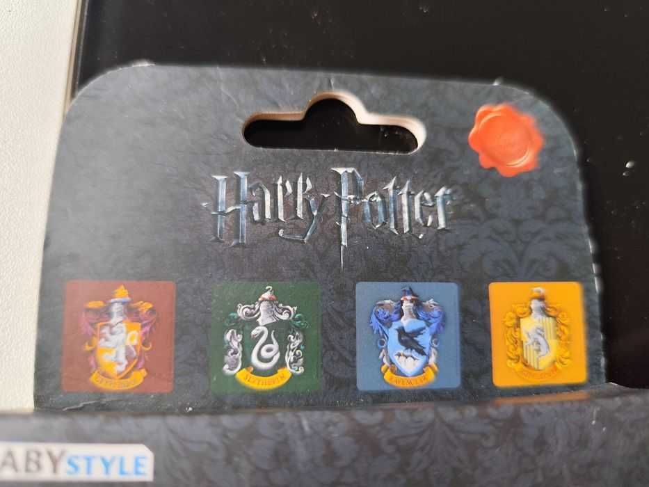 Conjunto de 4 bases para copos Harry Potter.
Novo