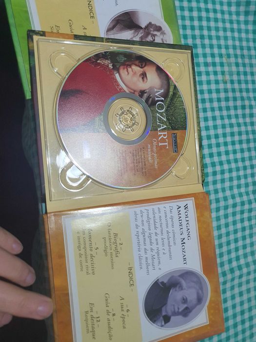 2 cds música Mozart e Beethoven
