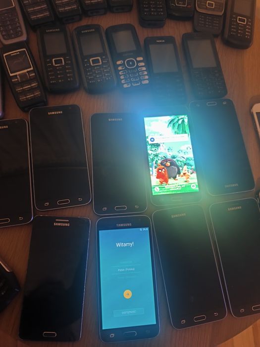 Telefony Samsung Nokia Hammer